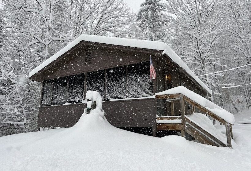 리조트 Adirondack Lake Cabins
