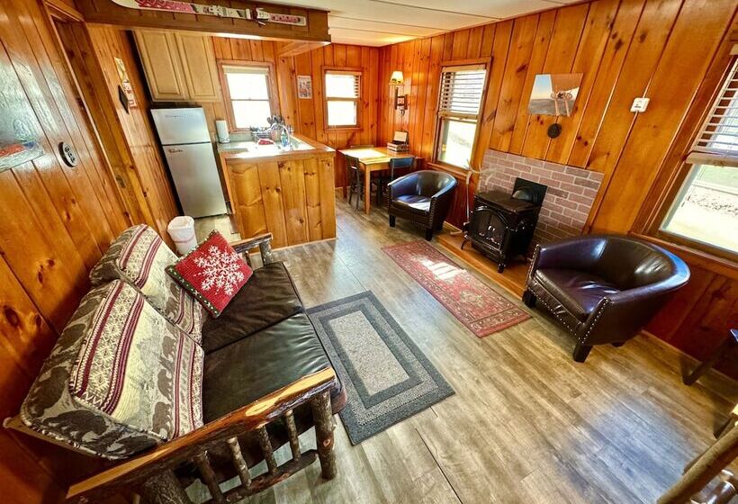 리조트 Adirondack Lake Cabins