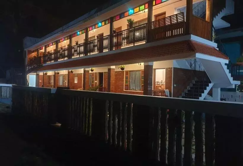 リゾートホテル Aloha Homestay