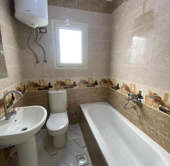 Studio Room 6th October