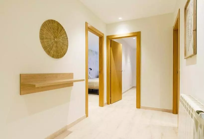 Aparthotel Salburua