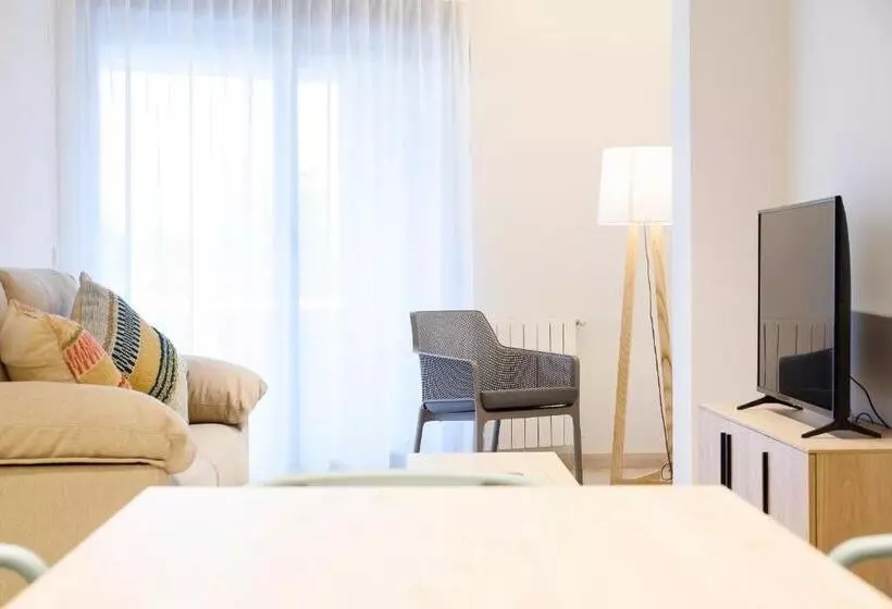 Aparthotel Salburua