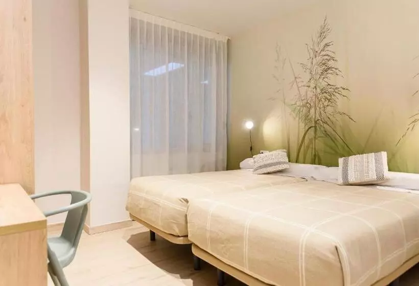Aparthotel Salburua
