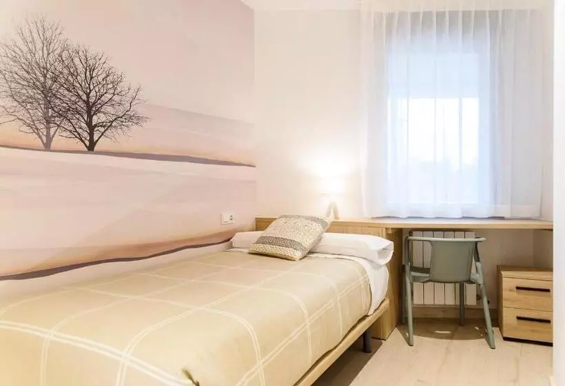 Aparthotel Salburua