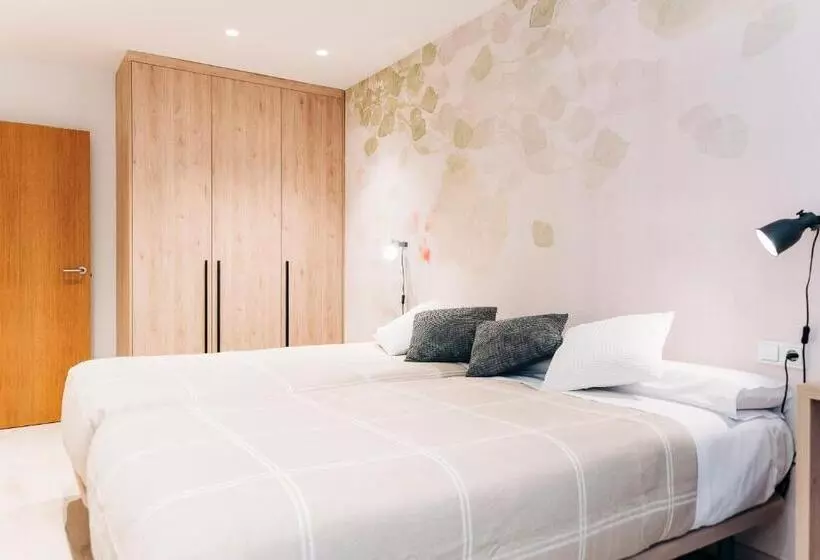 Aparthotel Salburua