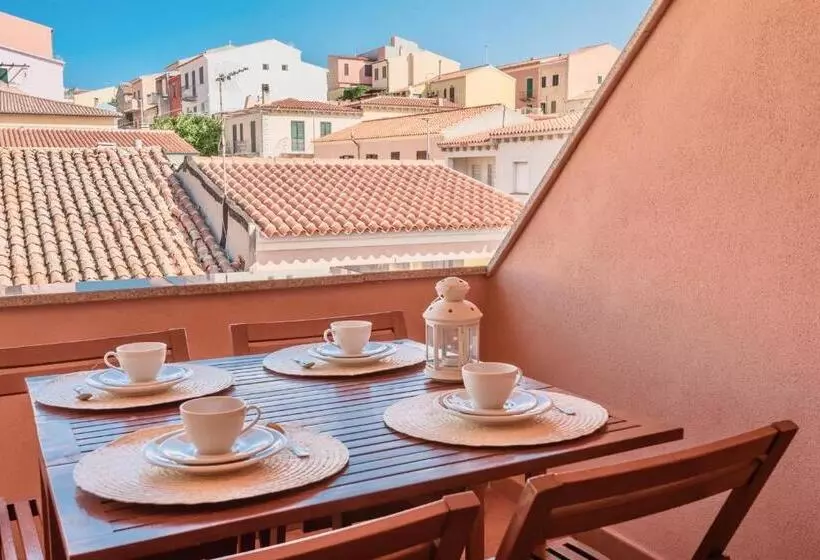 Apartments With Swimming Pool In Santa Teresa Di Gallura