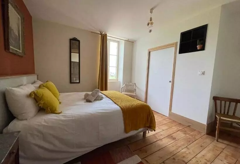 Aamiaismajoitus (B&B) La Porte Des Prés