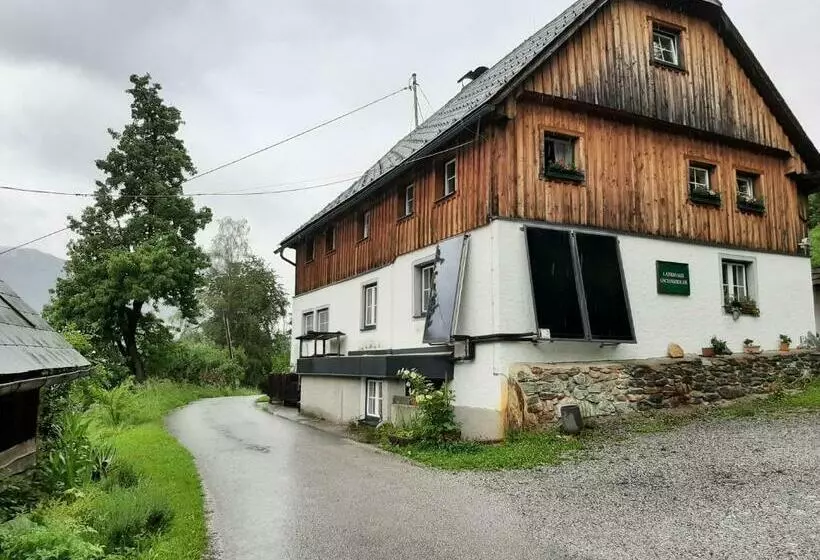 Aamiaismajoitus (B&B) Landhaus Gschmeidler