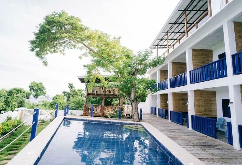 Bluewoods Seaside Resort