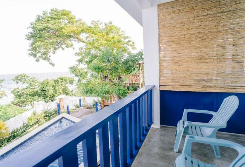 Bluewoods Seaside Resort