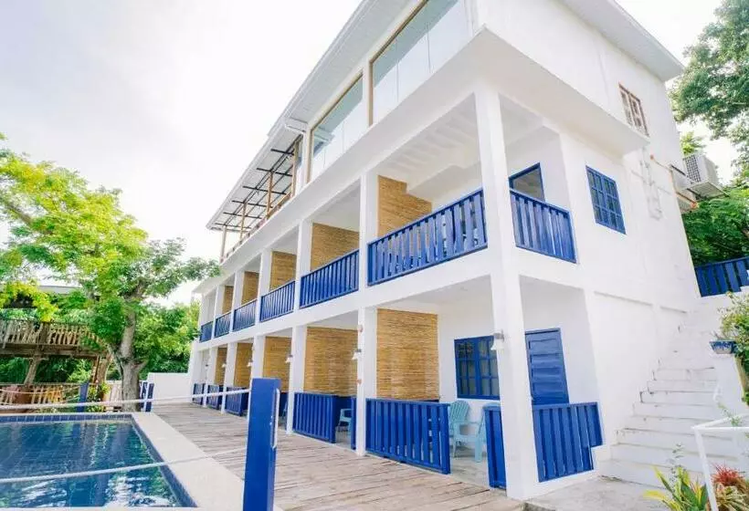 Bluewoods Seaside Resort