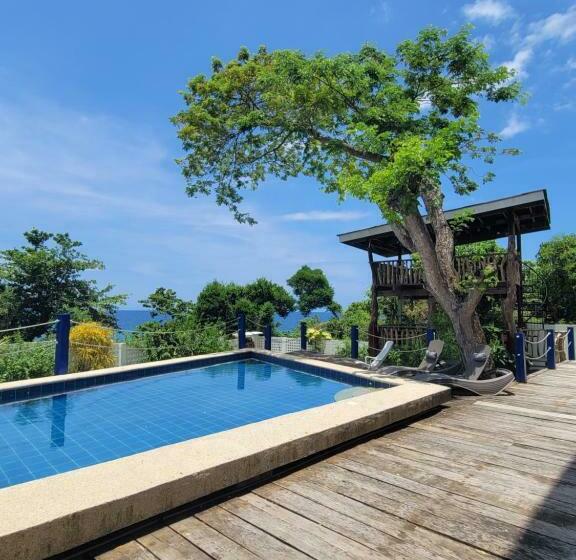 Bluewoods Seaside Resort