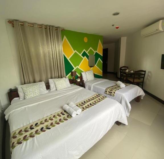 Bopempc Safari Hostel