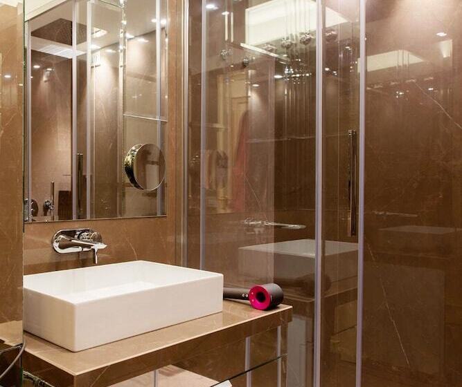 هتل Eight Venezia