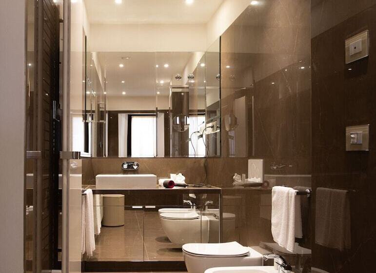 هتل Eight Venezia