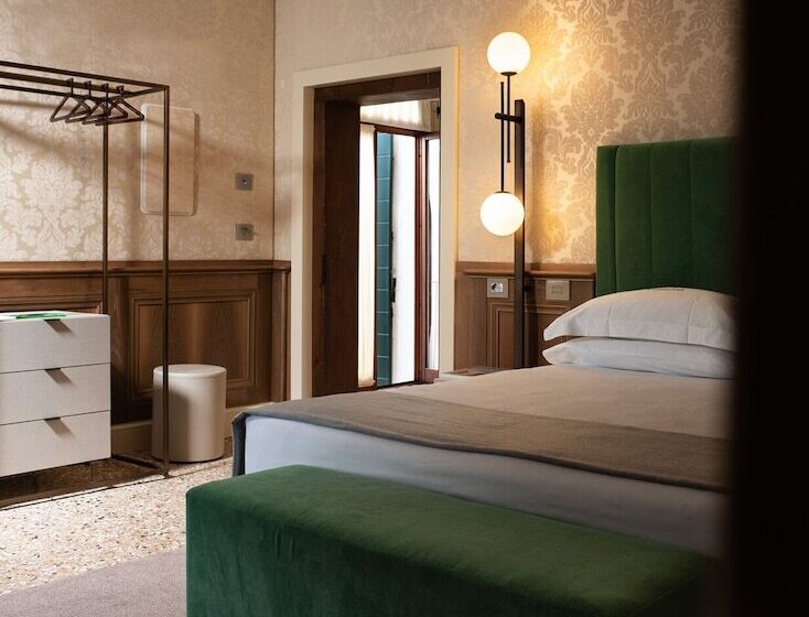 هتل Eight Venezia