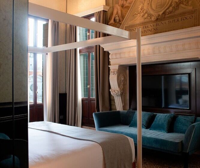 هتل Eight Venezia