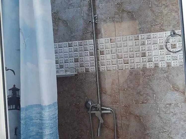 هتل Erebuni Plaza