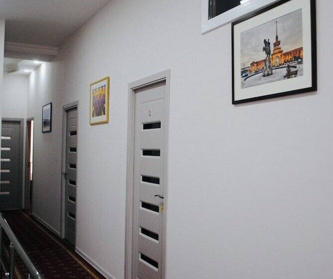Hotel Erebuni Plaza