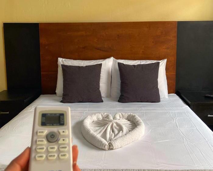 هتل Hospedaje Coffee And Cocktails