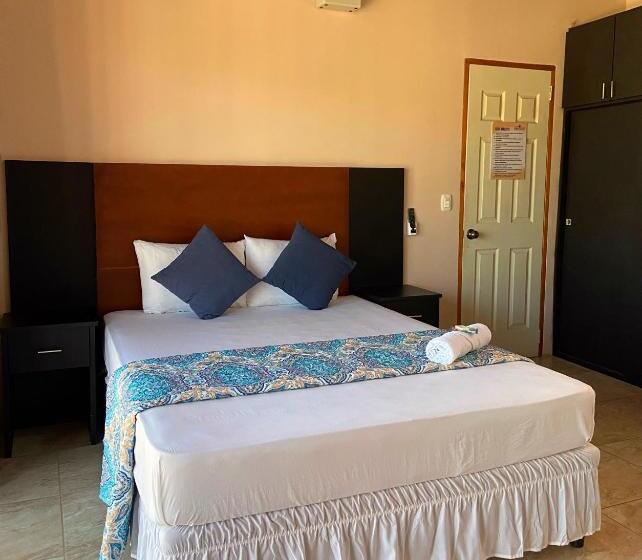 هتل Hospedaje Coffee And Cocktails