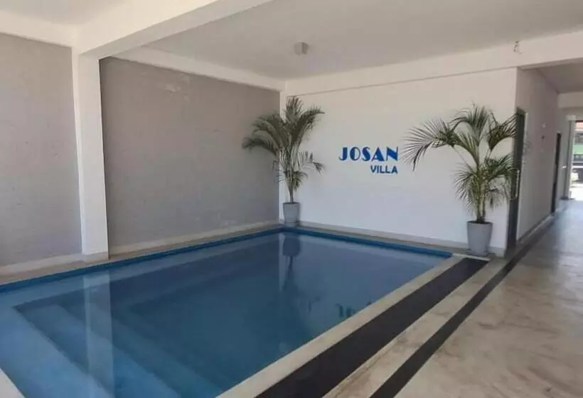 ホテル Josan Villa With A Glorious Beach And Sea View