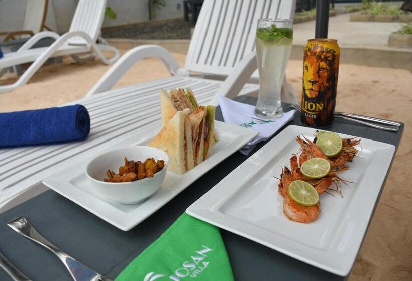 酒店 Josan Villa With A Glorious Beach And Sea View