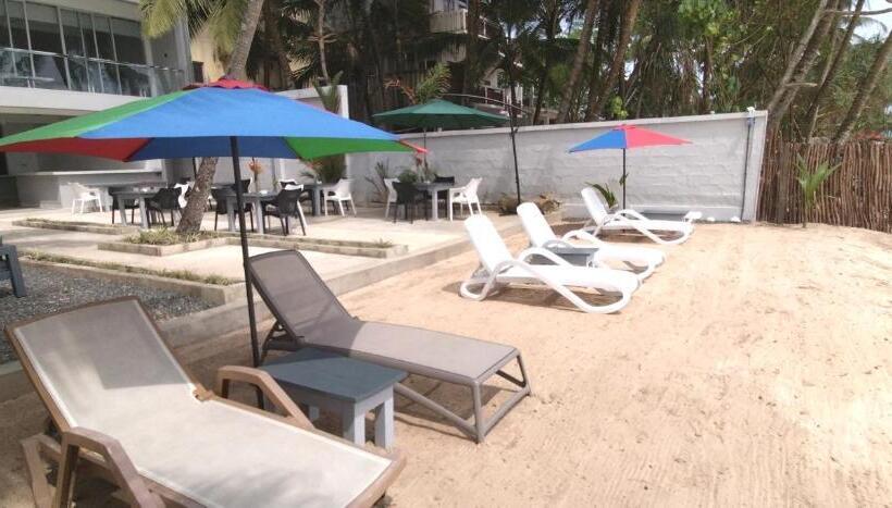 酒店 Josan Villa With A Glorious Beach And Sea View