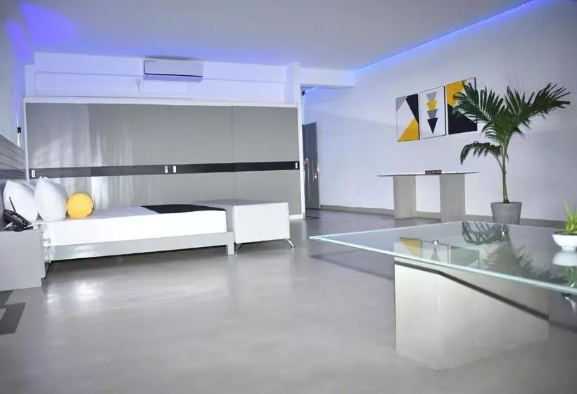 ホテル Josan Villa With A Glorious Beach And Sea View