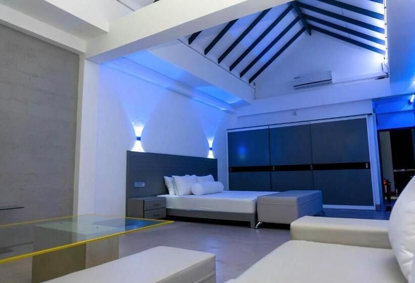 酒店 Josan Villa With A Glorious Beach And Sea View