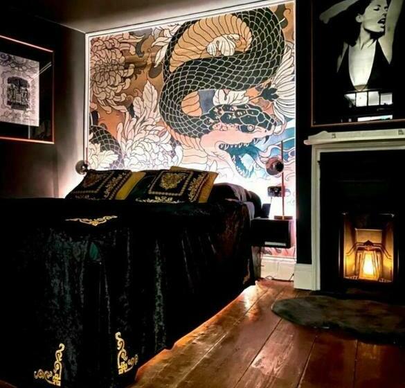 בית מלון כפרי The George & Heart House