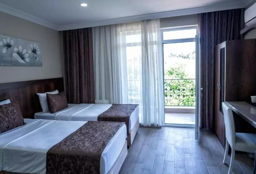 Maça Otel
