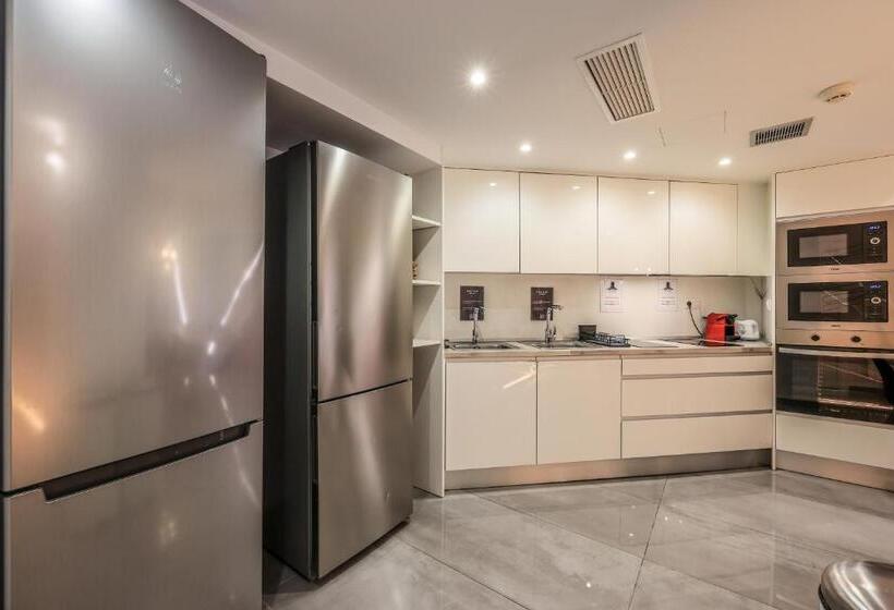 پانسیون Amazinn Places Blasco De Garay 105