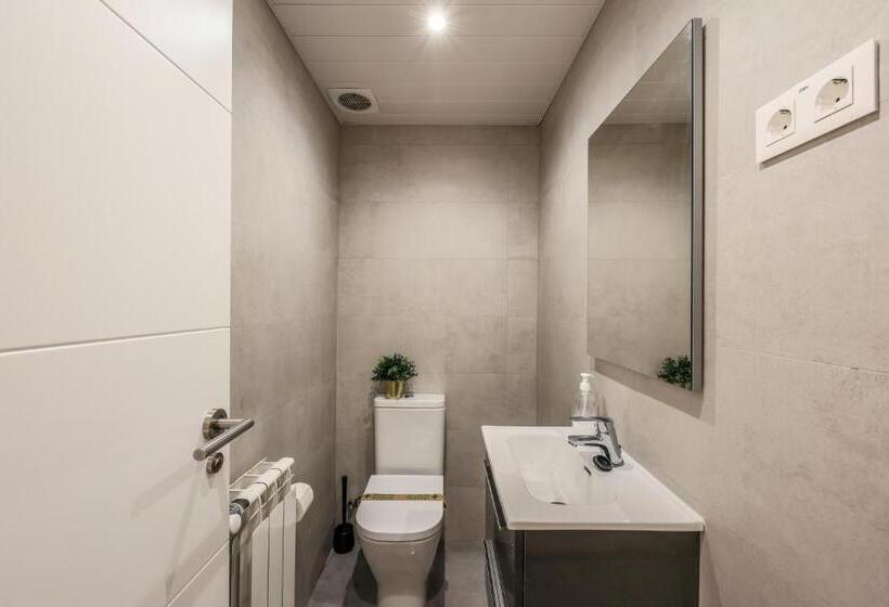 پانسیون Amazinn Places Blasco De Garay 105