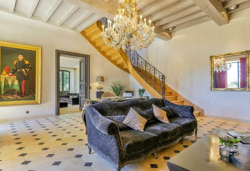 פנסיון Chateau De Lascoups