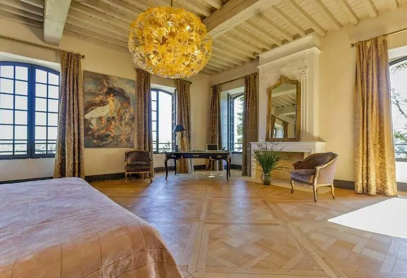 Majatalo Chateau De Lascoups