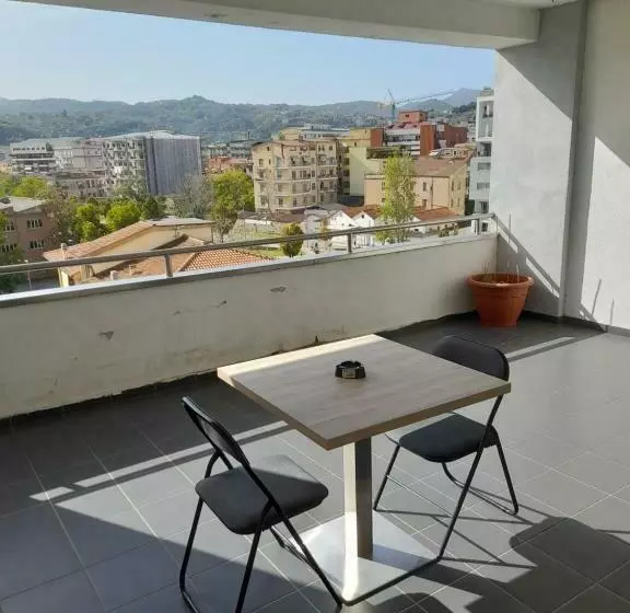 پانسیون Jolly Casa 2