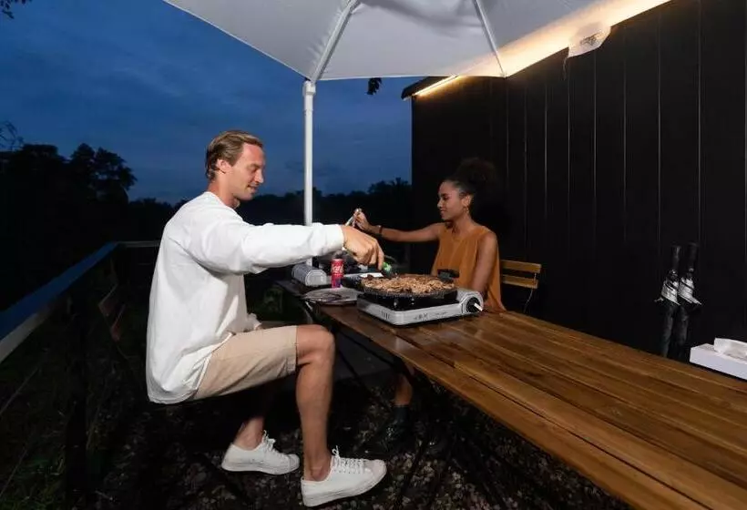 リゾートホテル Bobocabin Ubud, Bali