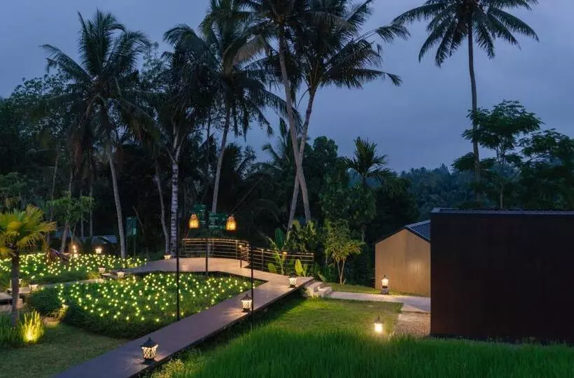 リゾートホテル Bobocabin Ubud, Bali