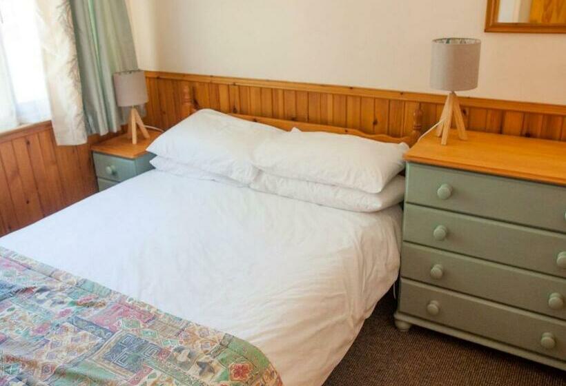 Resort River Edge Lodges Park