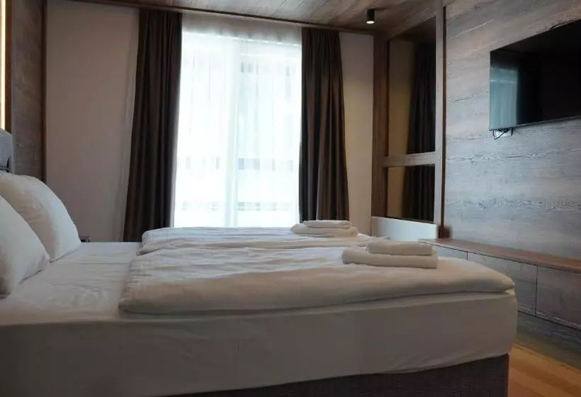 Snjezna Dolina Resort   Jahorina