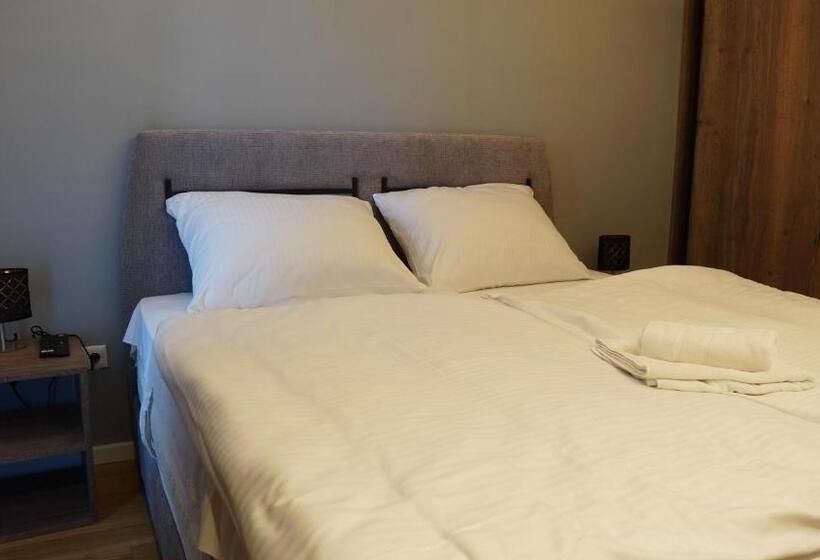 Snjezna Dolina Resort   Jahorina