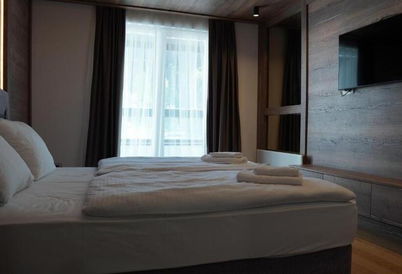 Snjezna Dolina Resort   Jahorina