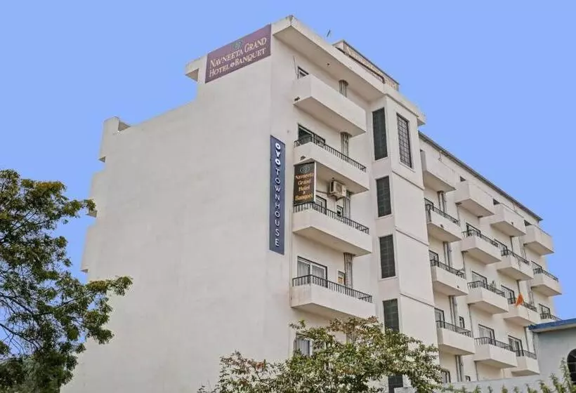 Hotelli Townhouse Navneeta Grand