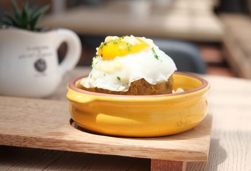 Wanderlot   Hotel Plaza Central