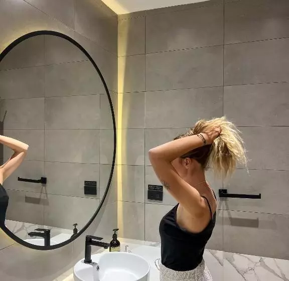 Wanderlot   Hotel Plaza Central