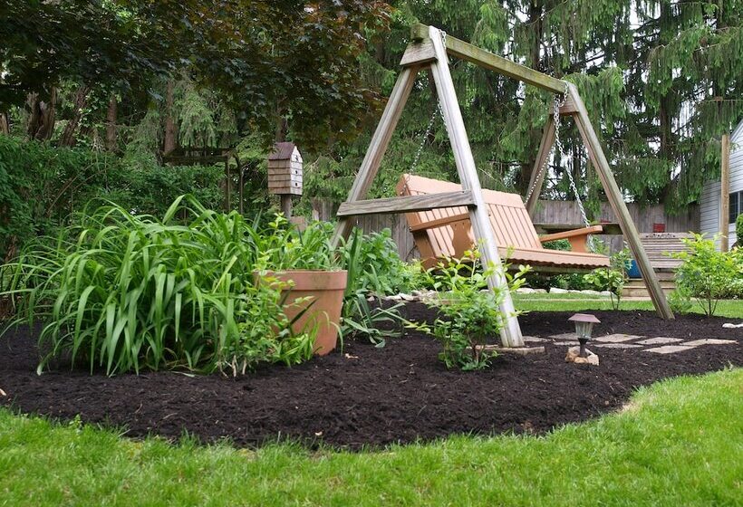 1825 Inn Bed And Breakfast