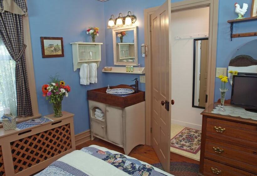 1825 Inn Bed And Breakfast