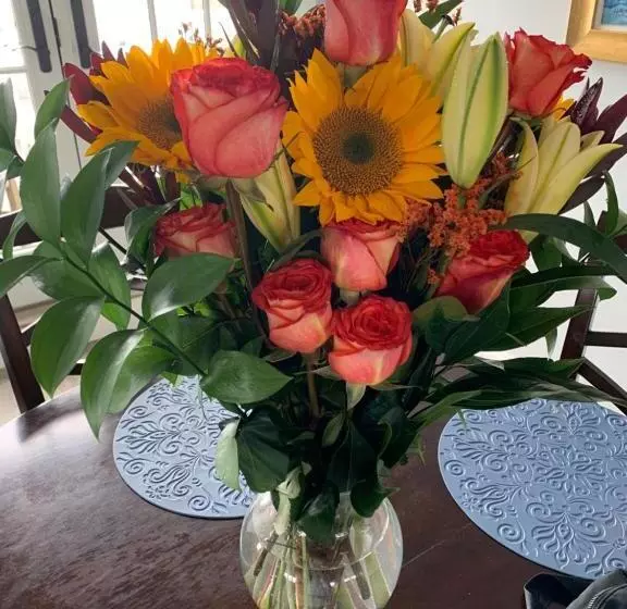 Almondy Inn Bed & Breakfast