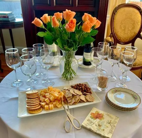 Almondy Inn Bed & Breakfast